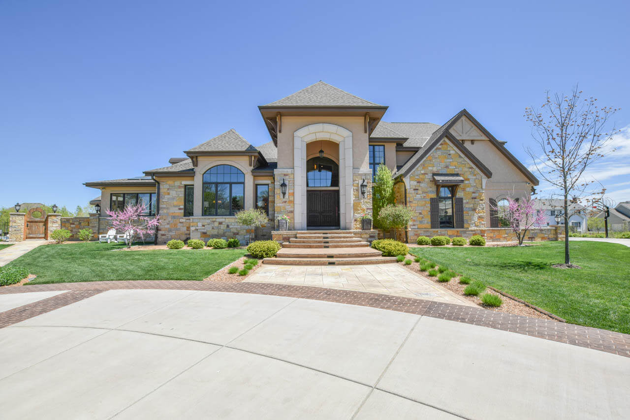 Menomonee Falls T.Mcneal Real Estate Services